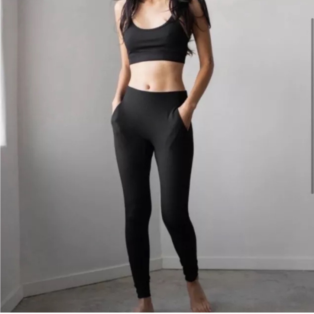 Lunya Siro Pocket Leggings